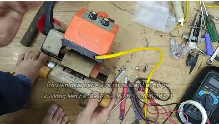 Sửa chữa m&aacute;y h&agrave;n bạt HDPE ao nu&ocirc;i t&ocirc;m 