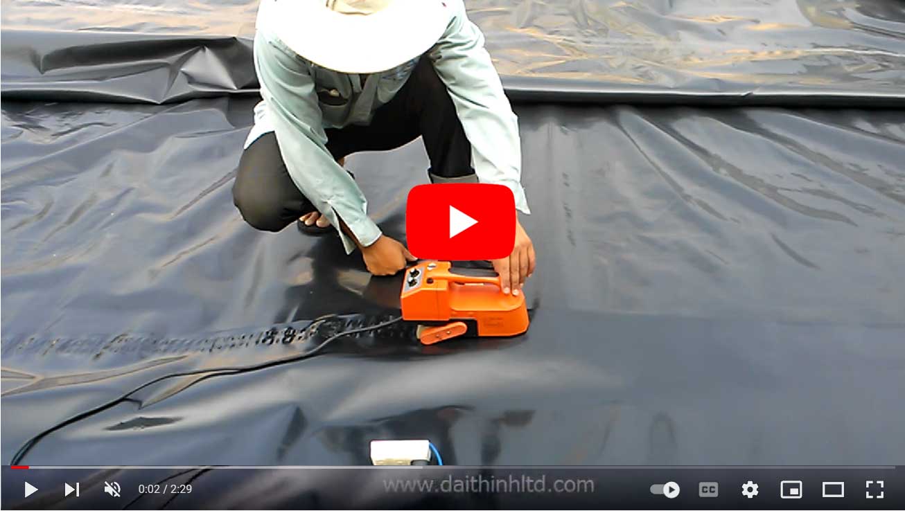 M&aacute;y h&agrave;n bạt HDPE ao nu&ocirc;i t&ocirc;m G610